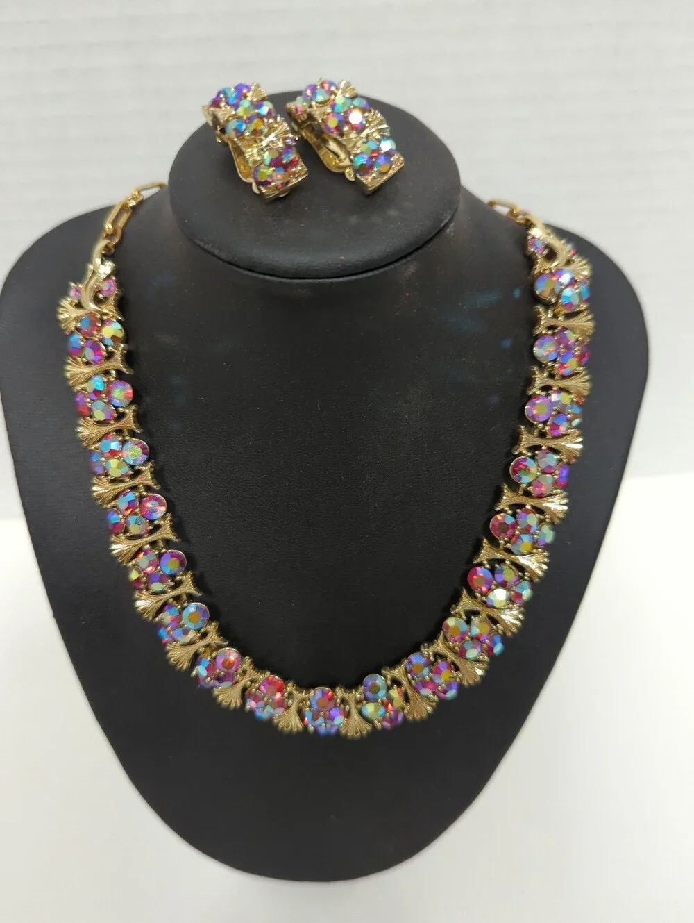 Lisner 1950s Collar Necklace Matching Earrings Rivoli Rhinestone Aurora Borealis